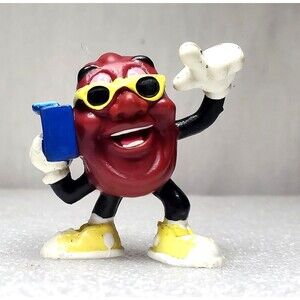 Hardee’s California Raisin Captain 1988 Figure Retro